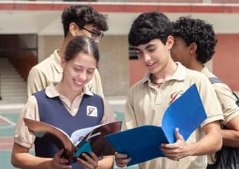 Estudiantes de bachillerato del Colegio Yale